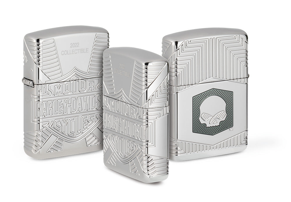 Zippo Feuerzeug Sammlerstück 2022 gruppierte Ansicht Harley Davidson Logo mit tiefen Gravuren auf hochglanzpoliertem dickwandigem Feuerzeug
