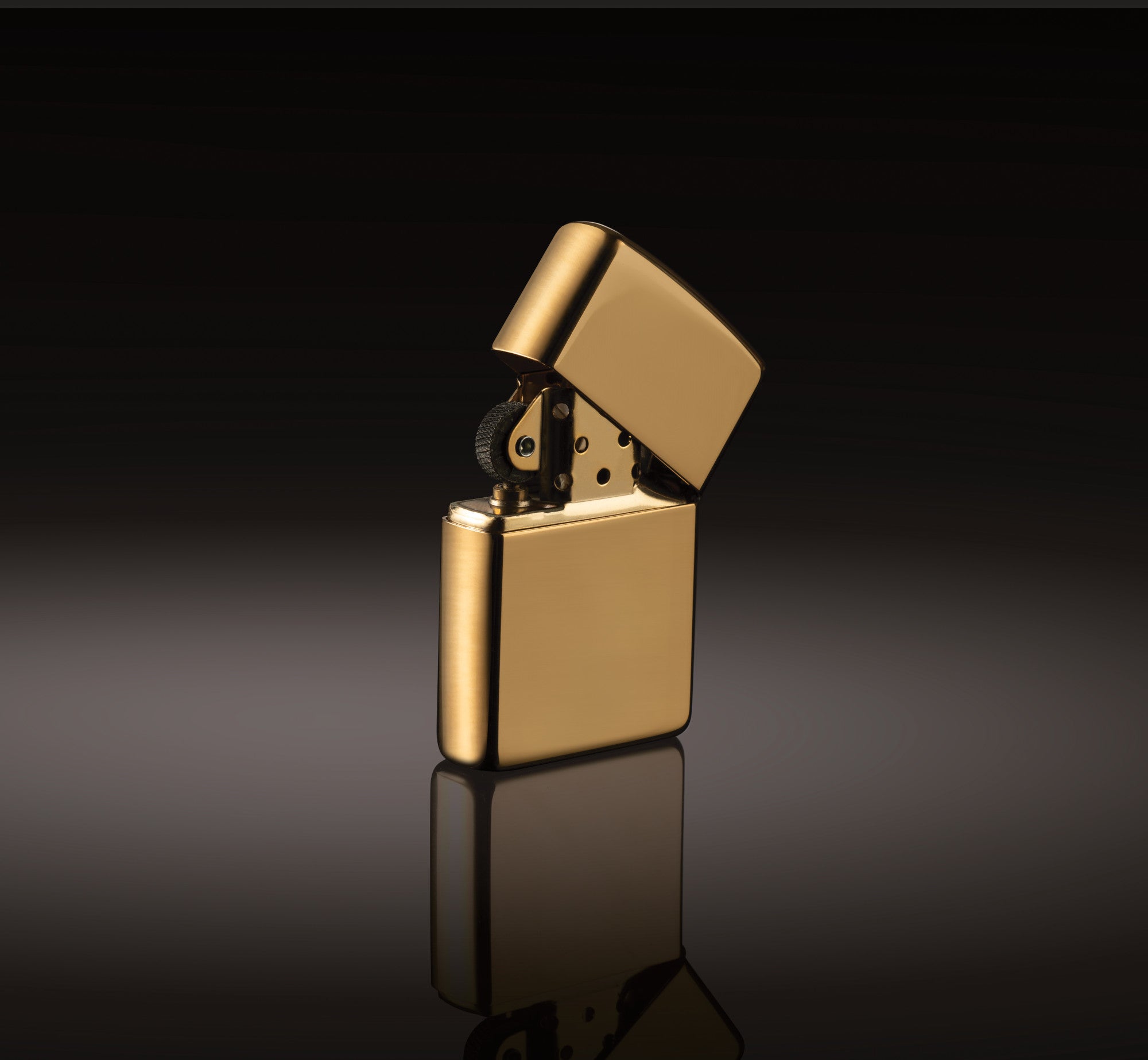Zippo │ Windproof Lighter 18 Kt. Gold