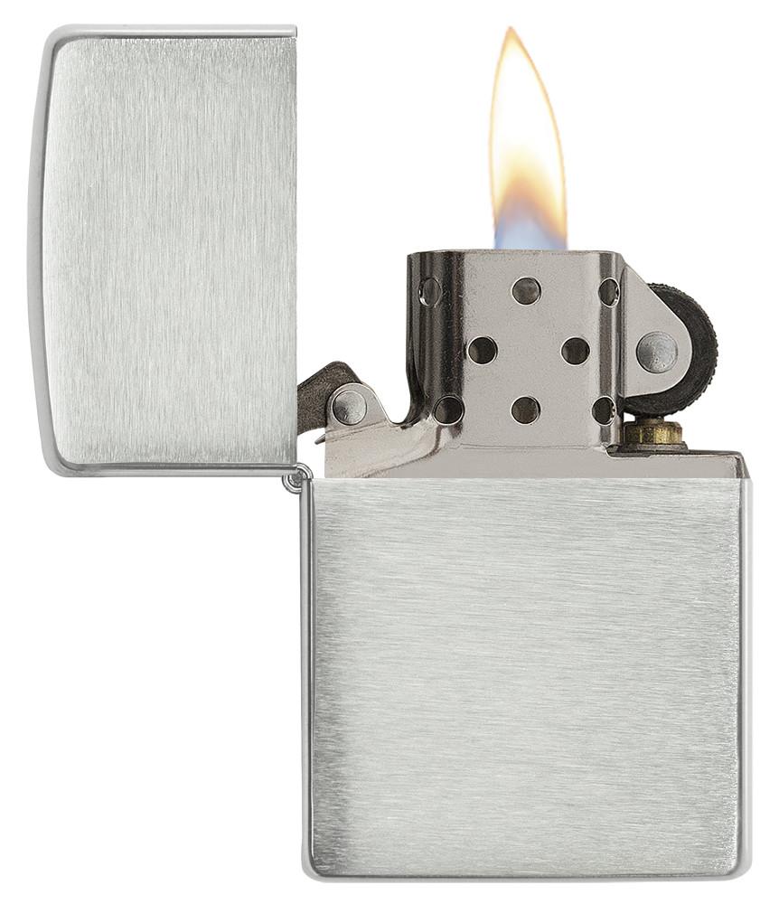 Zippo-like lighter in 925 silver with Samorodok technique Zippo-like lighter in 925 silver with Samorodok technique